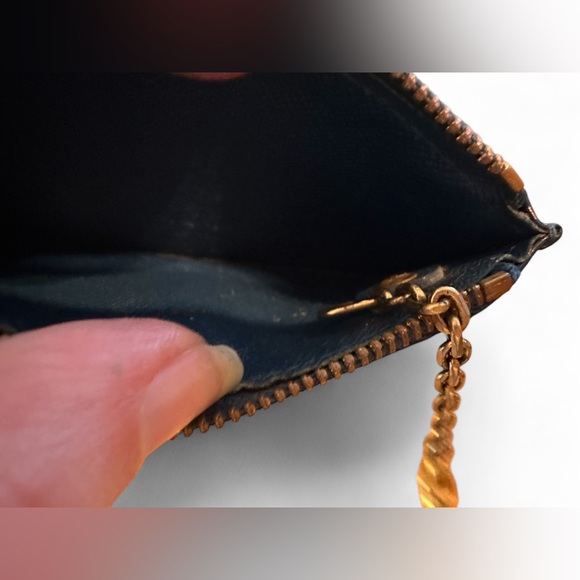 Authentic Louis Vuitton Epi Coin Noir Key Cles Blue - Picture 5 of 5